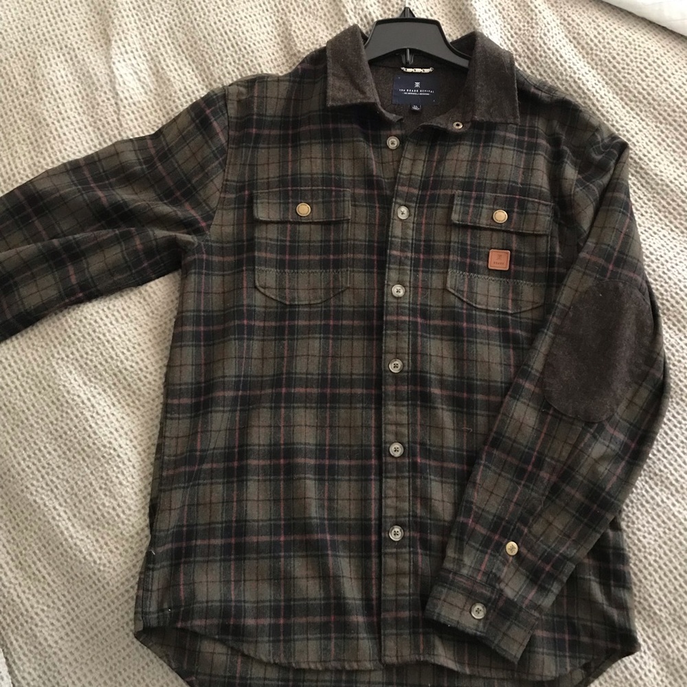 NWOT Men’s XL Roark Button Down